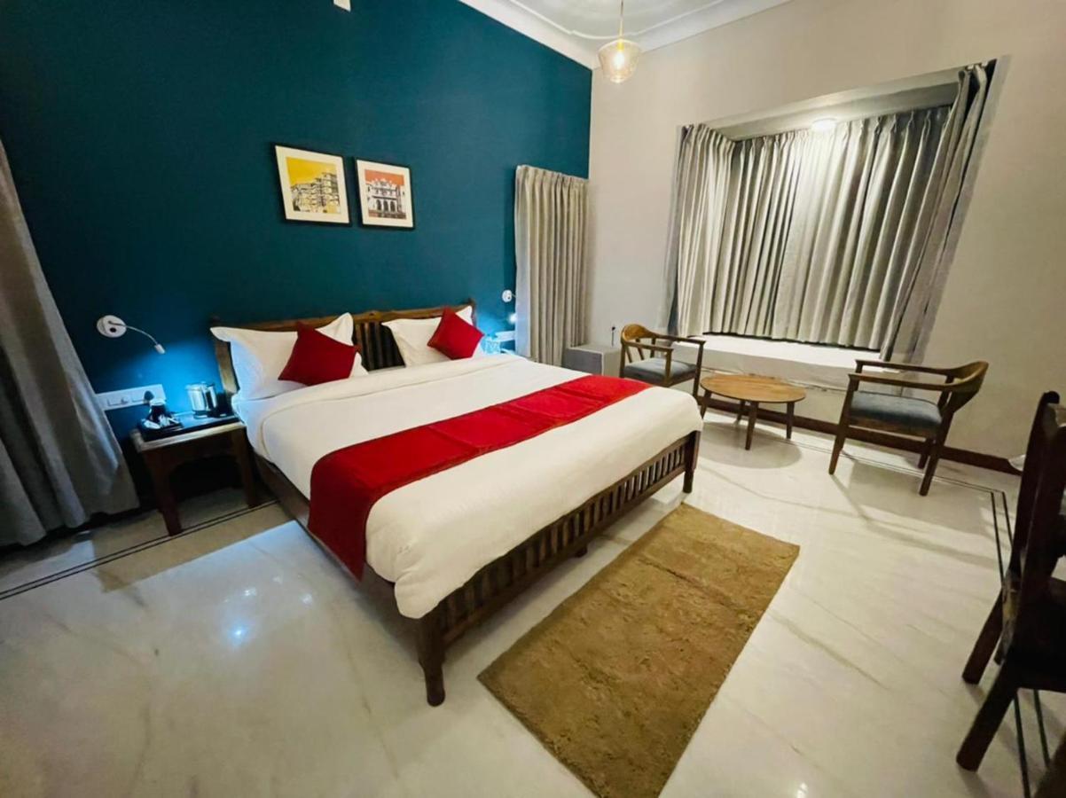 Dheergarh Palace Udaipur Eksteriør bilde
