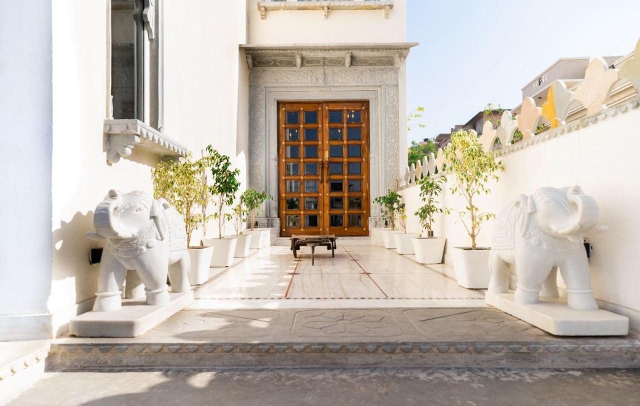 Dheergarh Palace Udaipur Eksteriør bilde